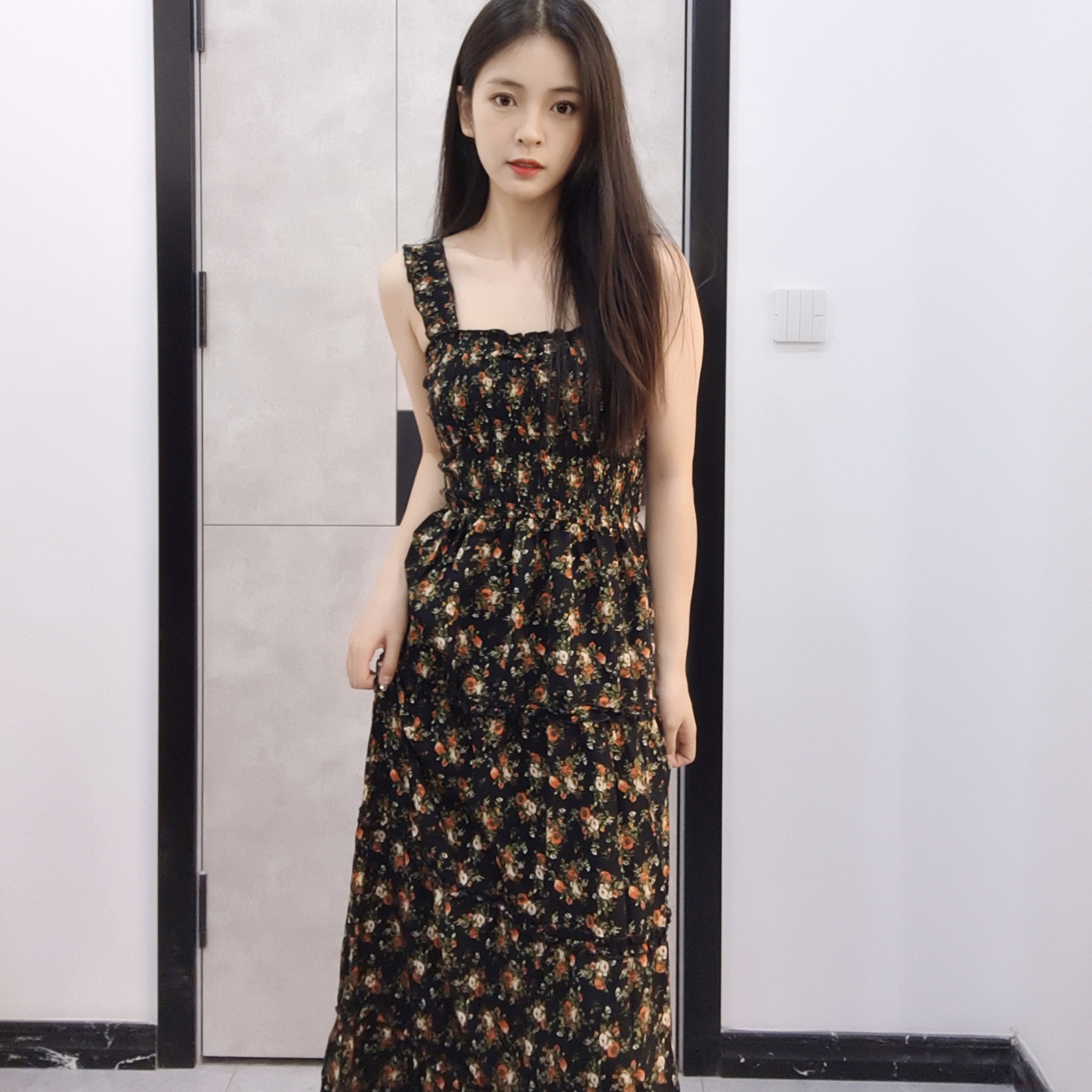 连衣裙碎花女装夏季吊带裙时尚绵绸连衣裙气质收腰收显瘦吊带裙