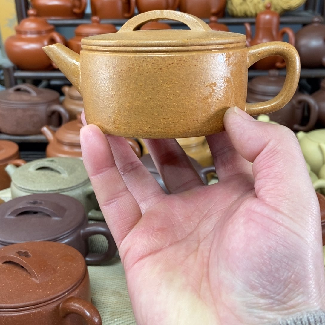 紫砂茶壶原矿黄金段