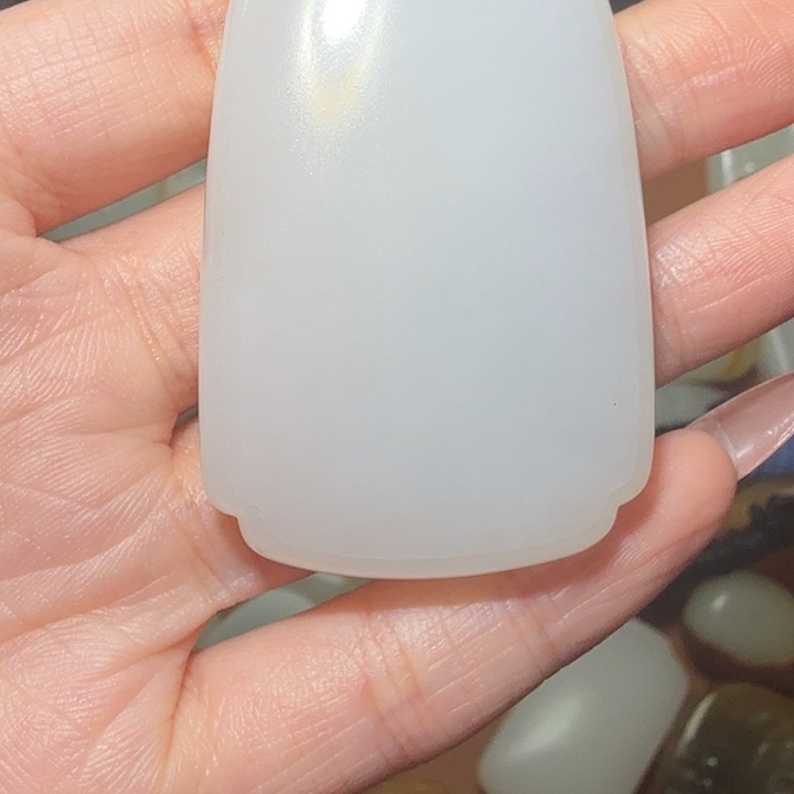 啤***河和田玉未镶嵌颈饰