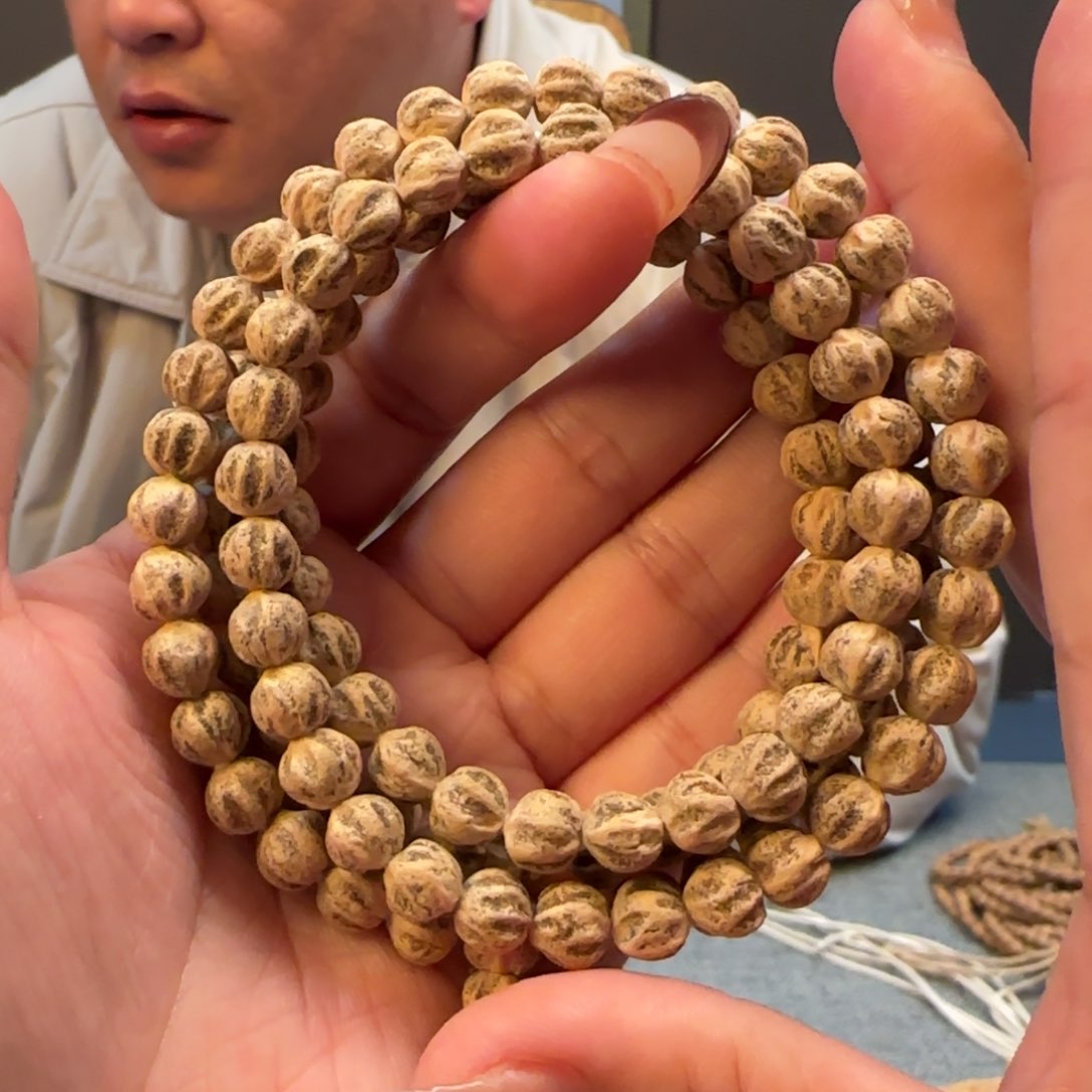 柏香籽/百香籽手串莲皇6➕