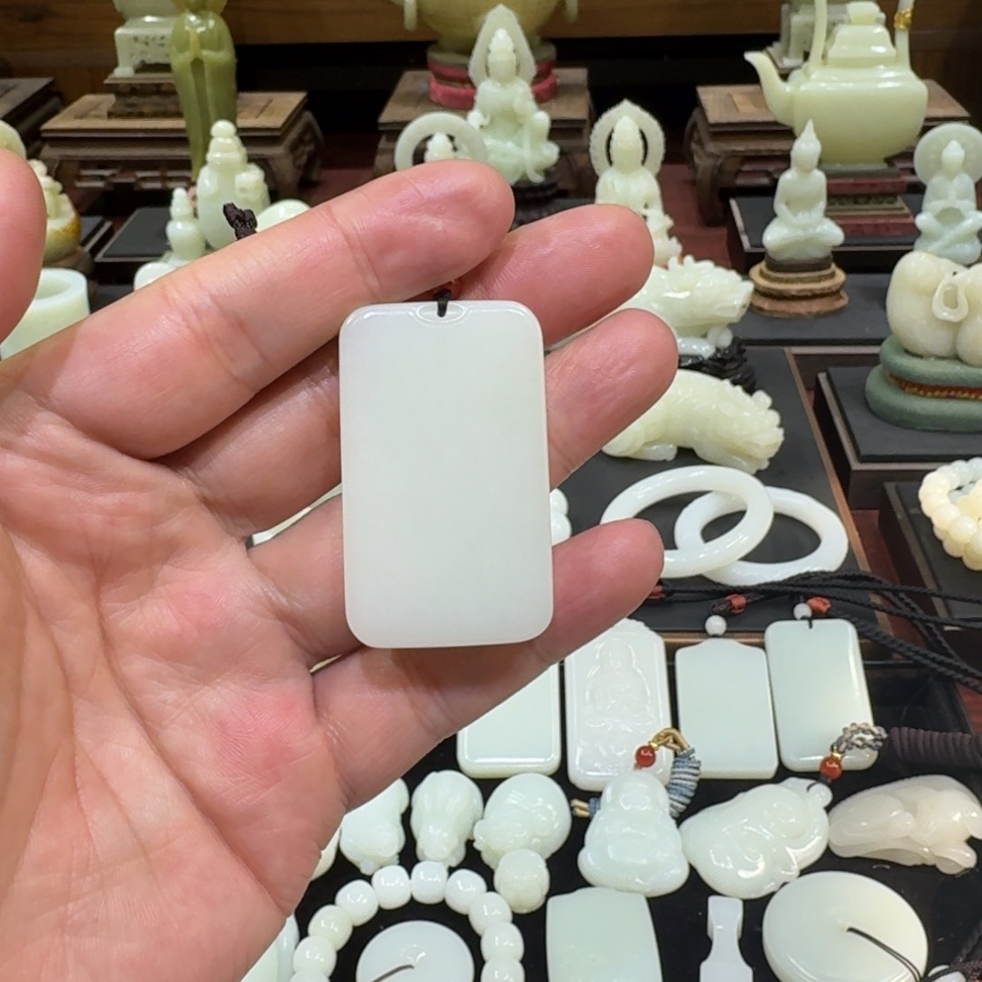 【闪购商品】和田玉挂件未镶嵌领*