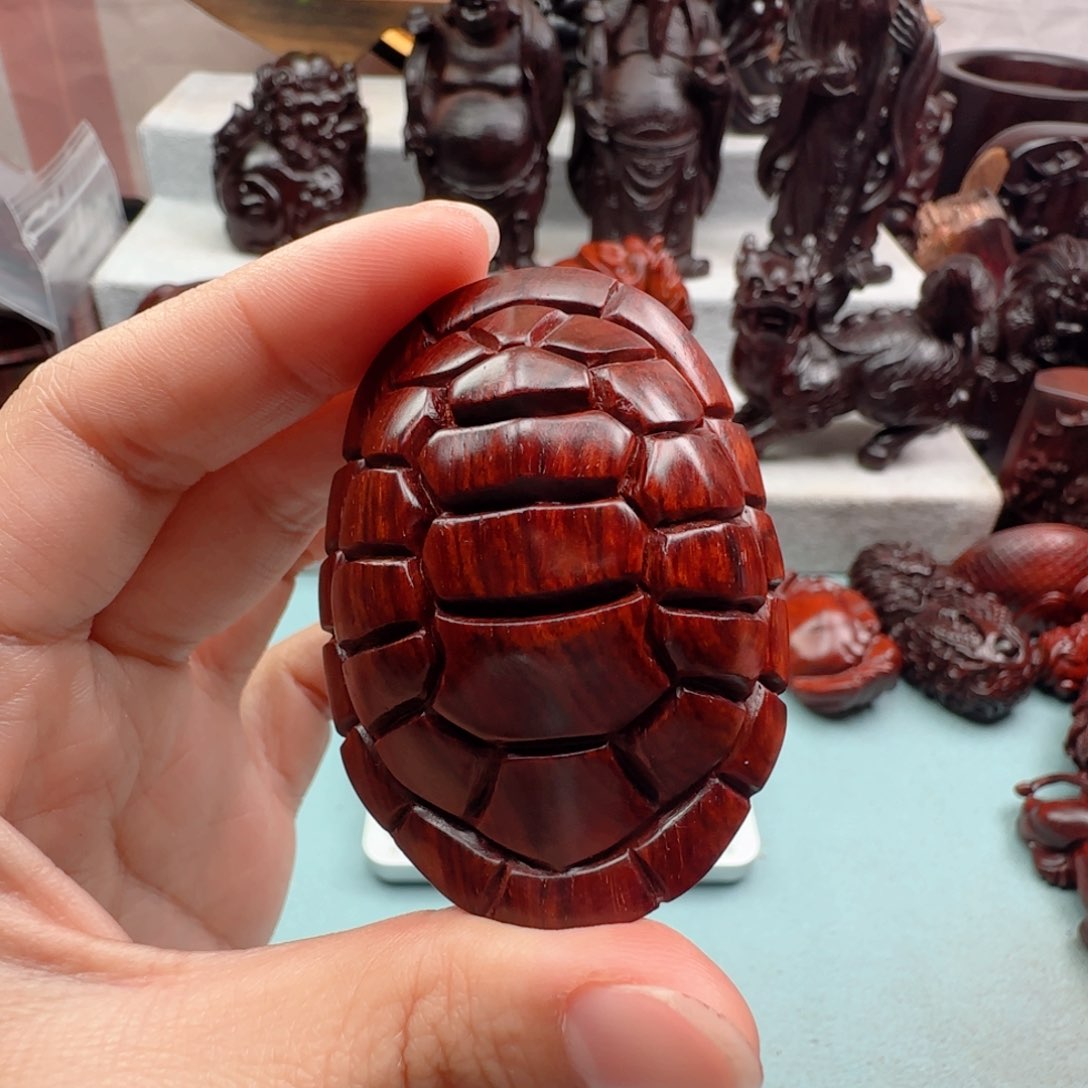 小叶紫檀把件帕*富甲天下