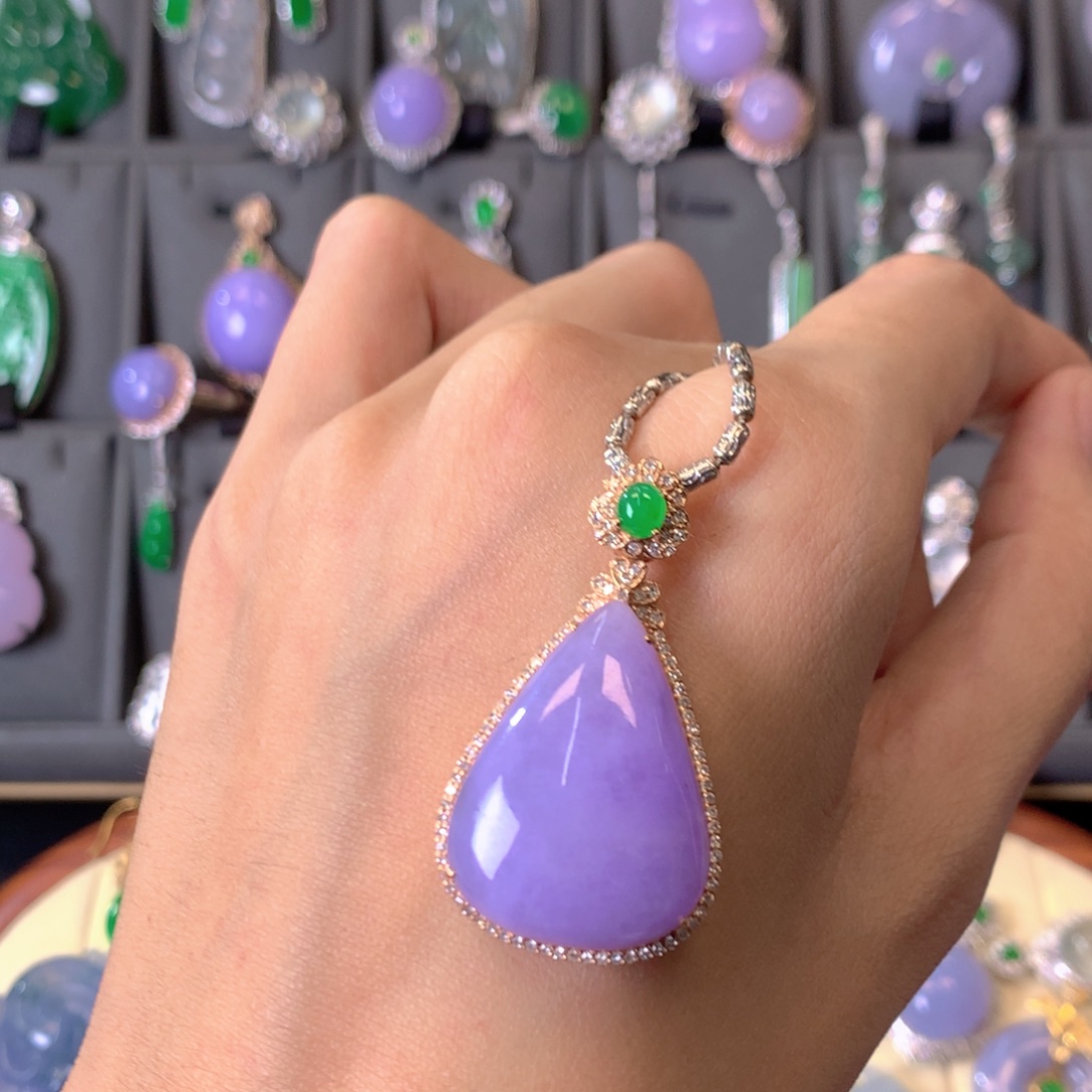 吊坠(不含链)18K金镶嵌翡翠