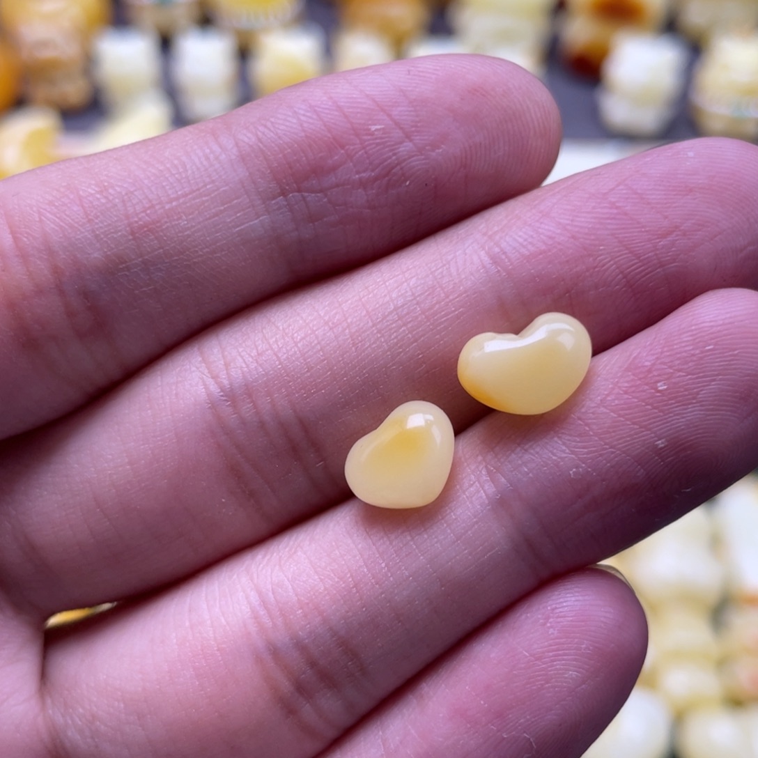 琥珀未镶嵌裸石蜜蜡