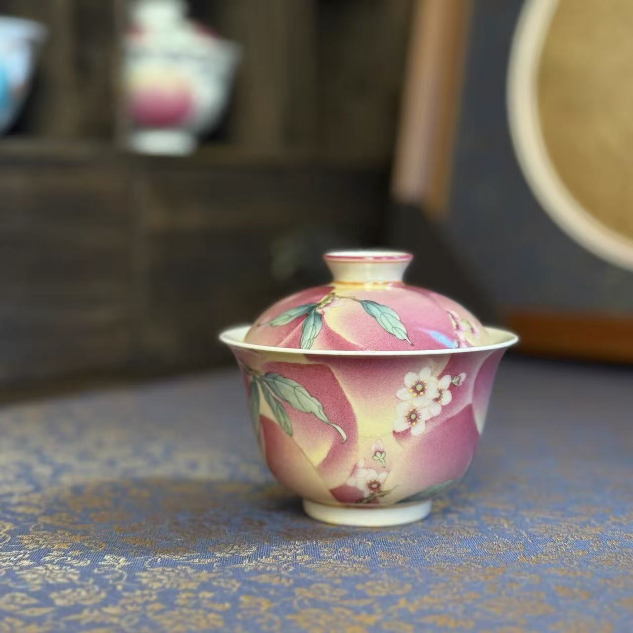 《梦乔茶器》雅圣景德镇手工手绘满桃桃花盖碗釉上彩高温高端窑口