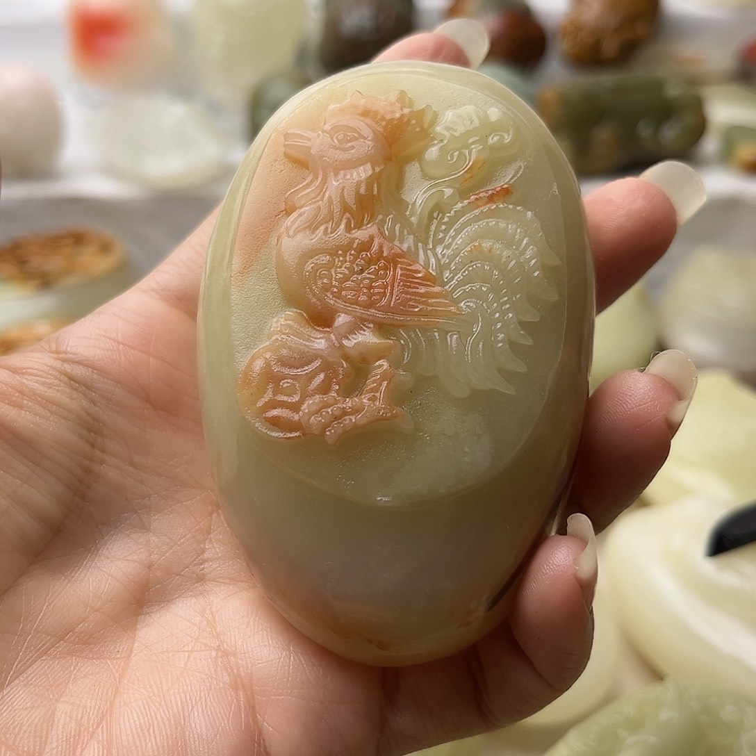 石材方解石手把件鸡微瑕不退换