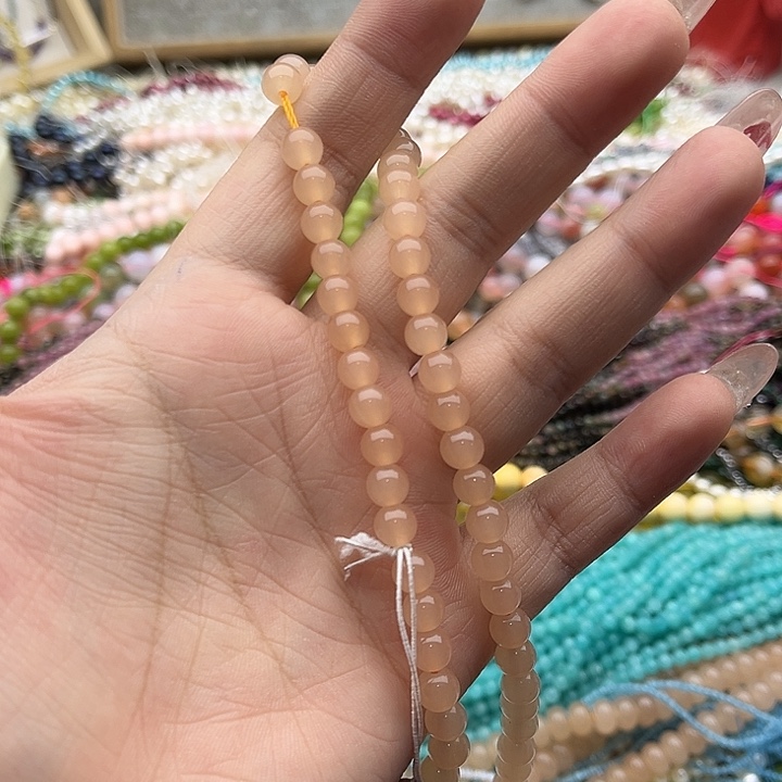 玛瑙/玉髓珠宝半成品未镶嵌6mm左右藕粉和田玉