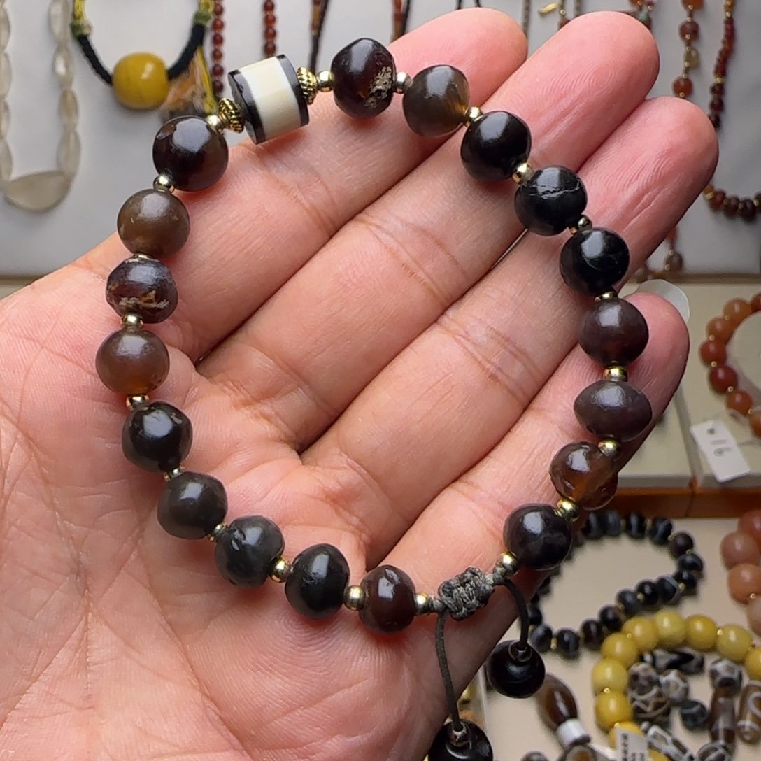 玛瑙/玉髓颈饰未镶嵌