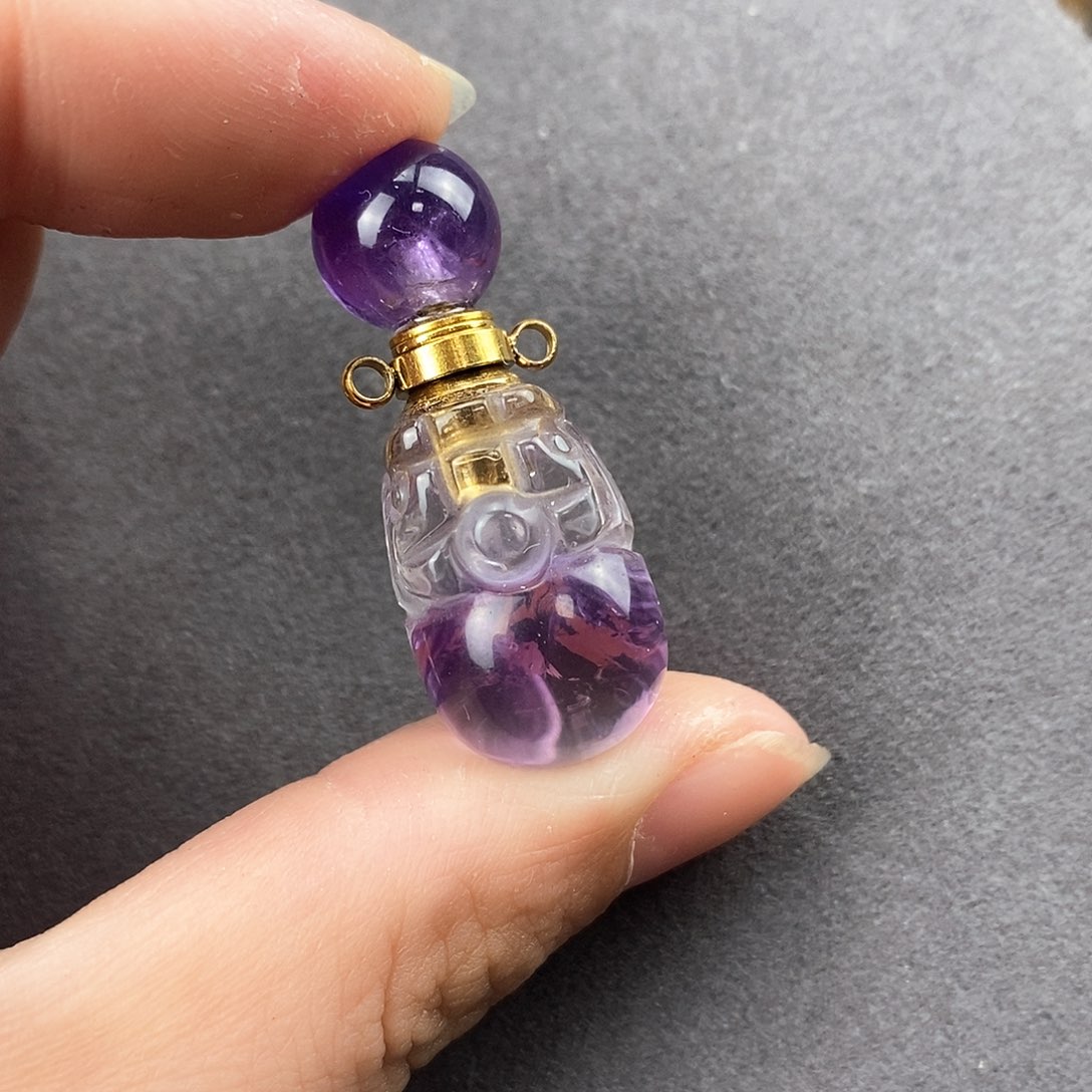 查罗石颈饰合金天然