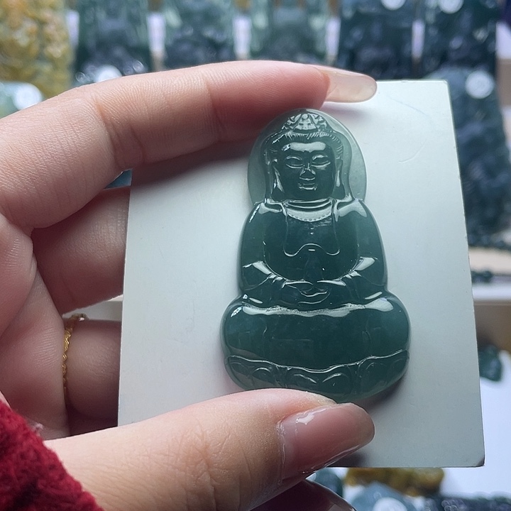 翡翠未镶嵌颈饰翡翠未镶嵌