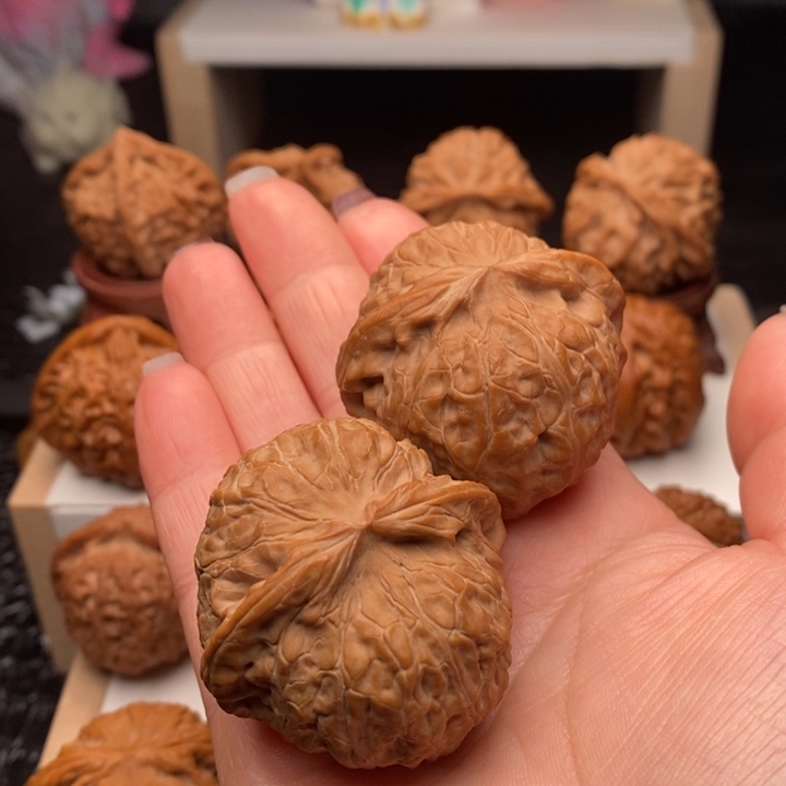 至***尊把件文玩核桃南瓜