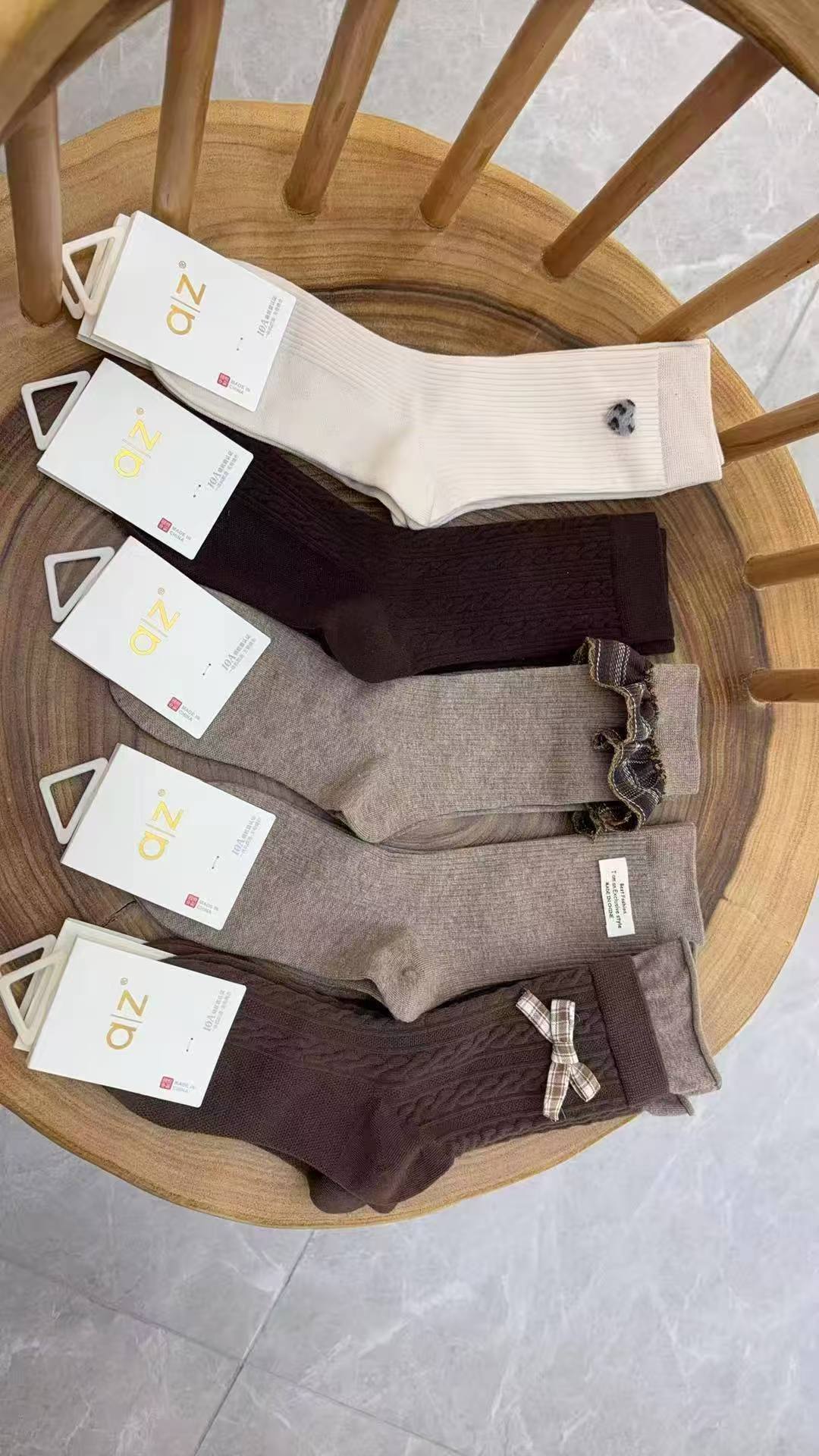 中搞筒女复古港风学院风中筒袜甜美风秋季耐磨透气