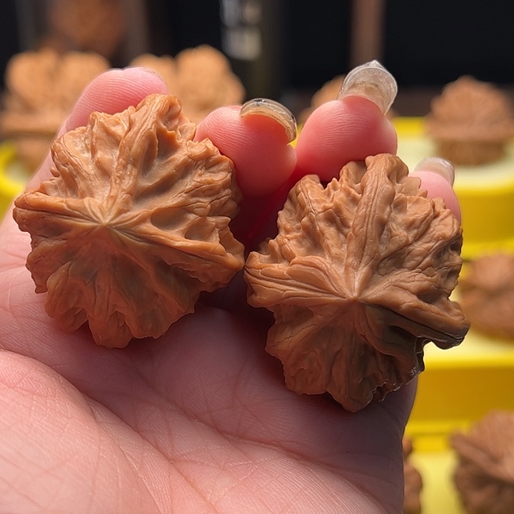 文玩核桃吊坠曹大龙丁字三棱 精修