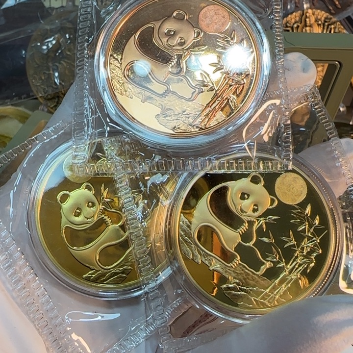 其他普通金属2018钱币博览会铜章黄铜紫铜镀金三枚