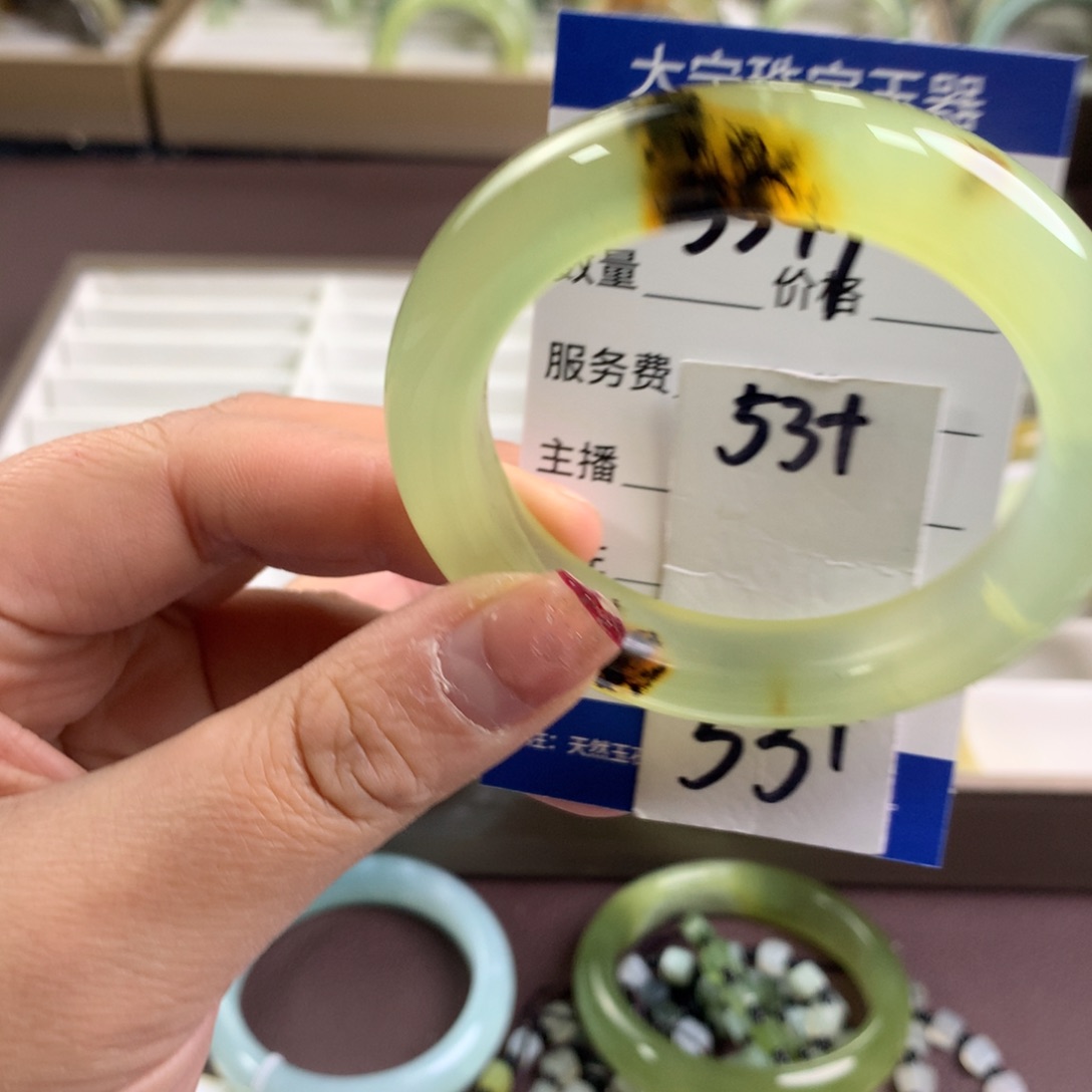 蛇纹石玉手镯未镶嵌3347