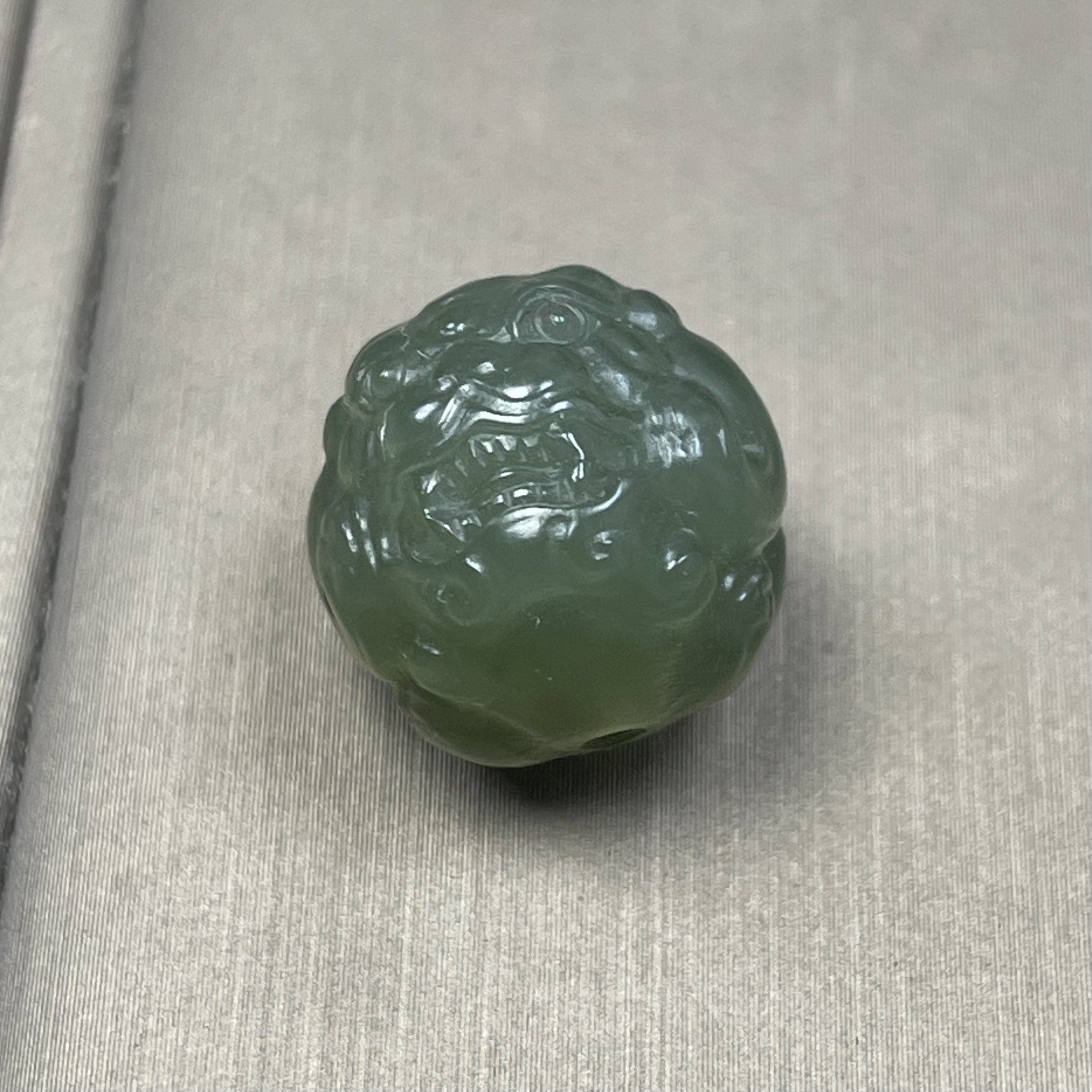 天然和田玉散珠珠子单珠配珠15mm配饰湖水绿青海特细过灯圆珠貔貅
