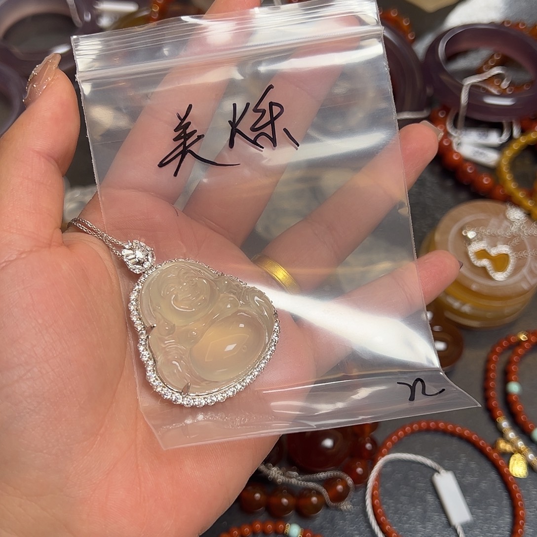 美***店玛瑙/玉髓银S925镶嵌颈饰
