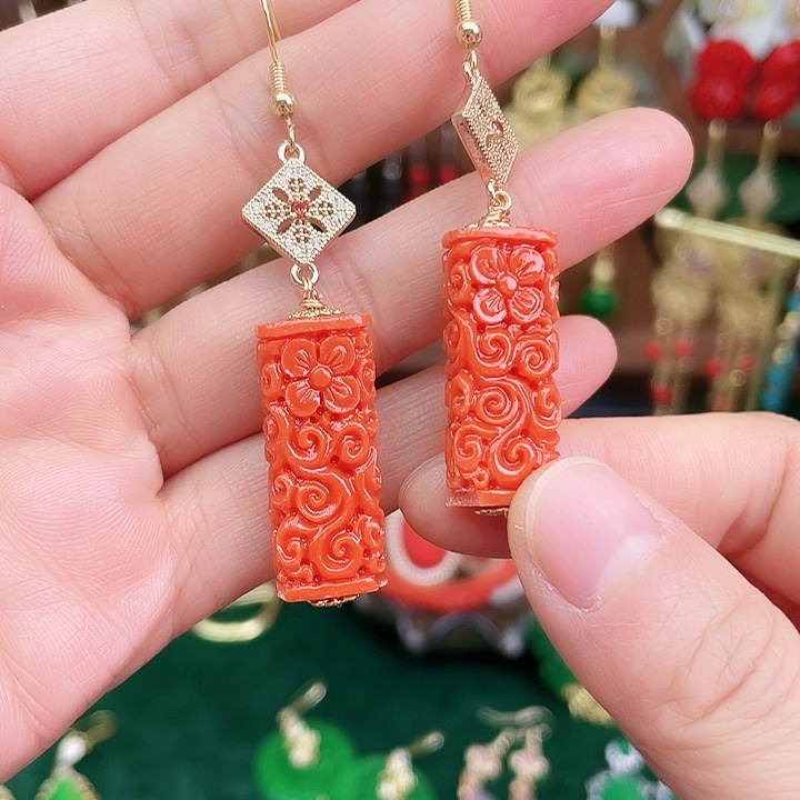 石英质玉耳钉合金