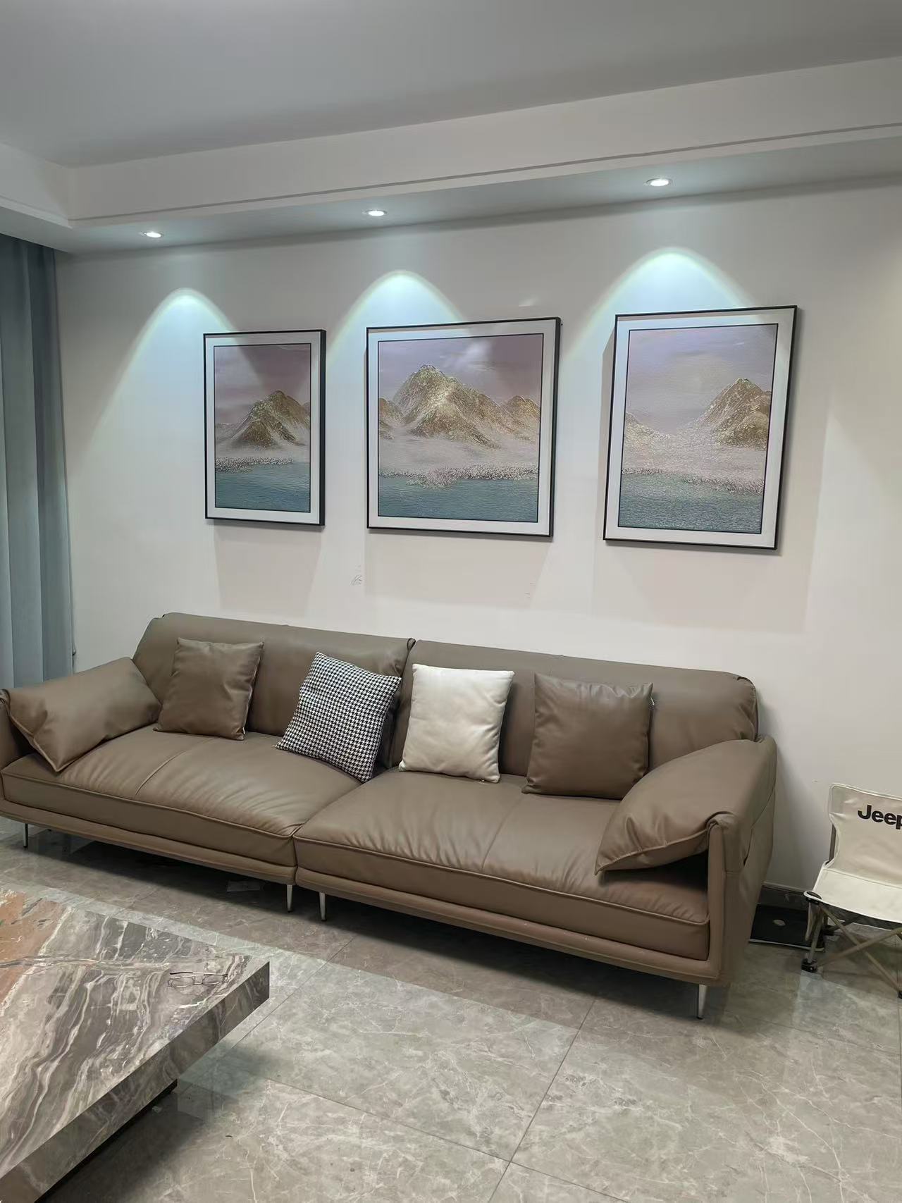 高档皮雕烫金肌理画沙发背景三联画，适用2.5米-3.8米的沙发