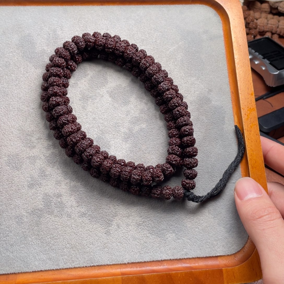 金刚菩提吊坠平细108尺寸8.5+