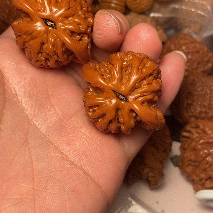 顺***风把件文玩核桃虎头41