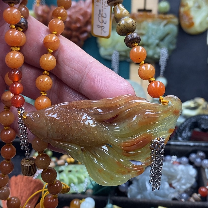 【闪购商品】蛇纹石玉吊坠未镶嵌