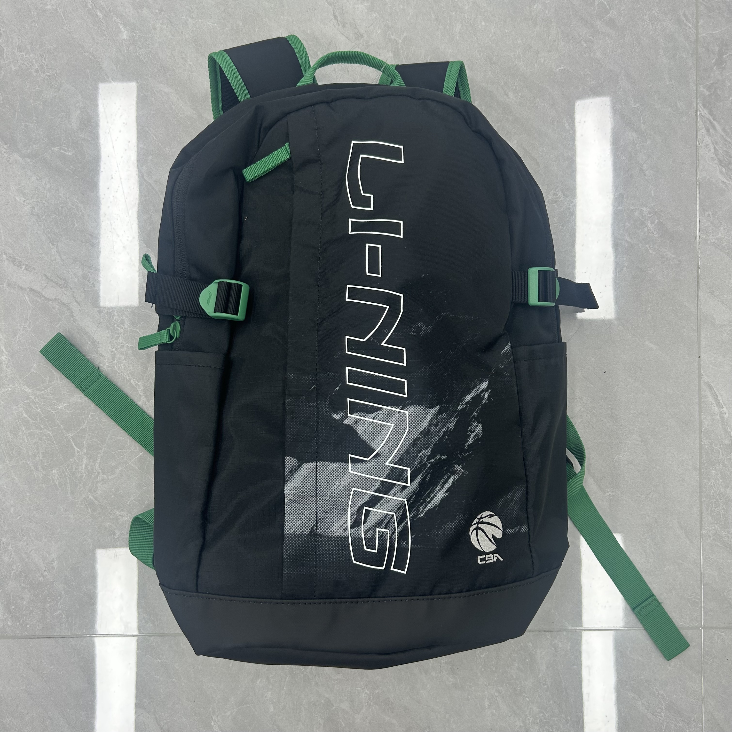 ZZ 李宁多功能电脑包绿色双肩包拉链户外运动通勤风