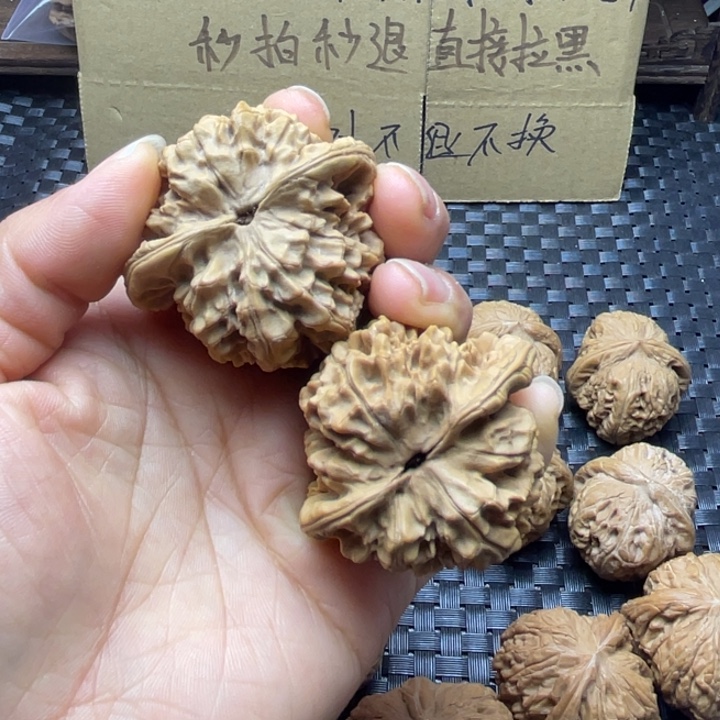 用***2吊坠文玩核桃官帽不退不换