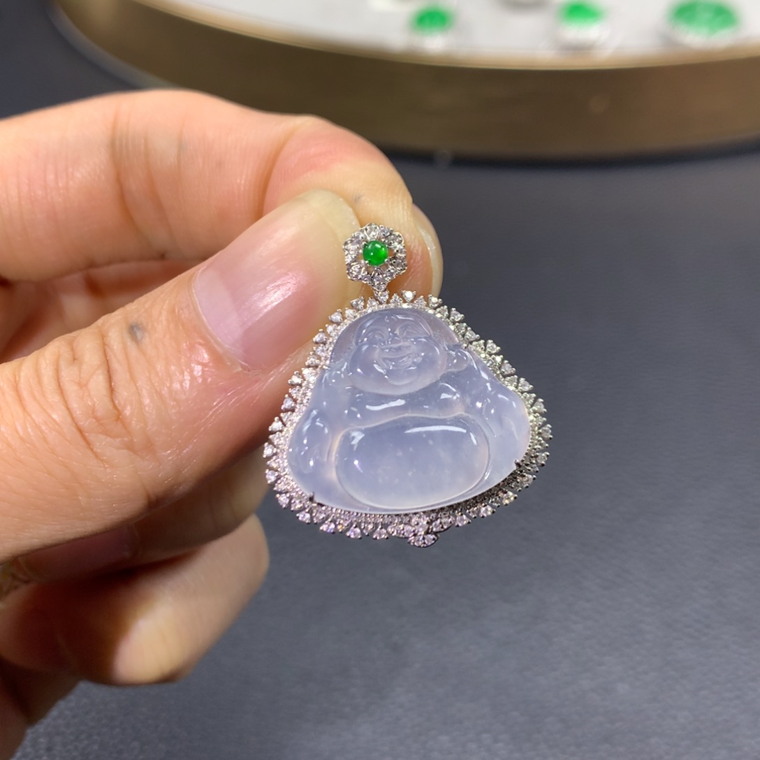 翡翠颈饰18K金镶嵌翡翠