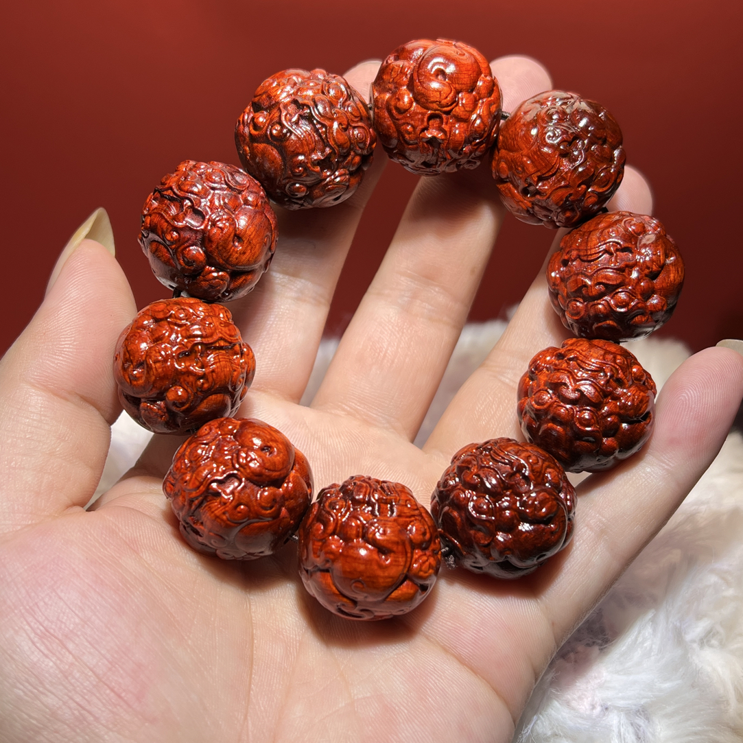 小叶紫檀（招财貔貅）手链，手把件