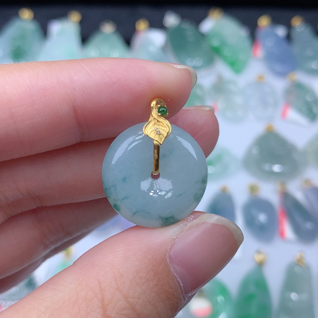 翡翠颈饰18K金镶嵌平安