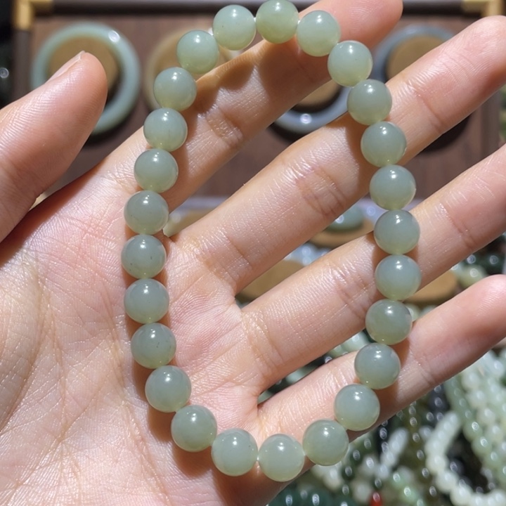 卫***妹未镶嵌手链和田玉