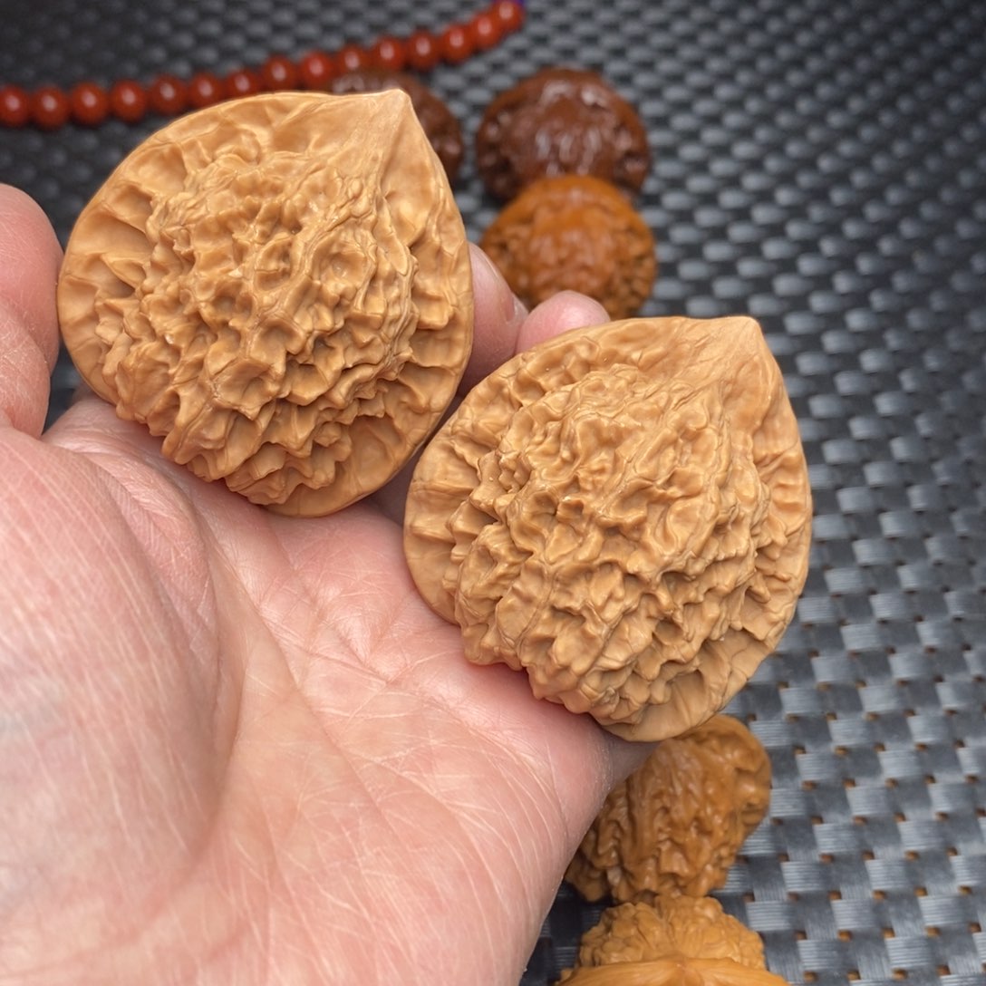 文玩核桃把件原桩官帽48