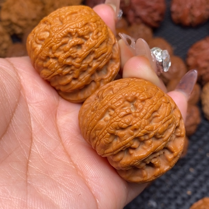 秦岭野生文玩核桃41