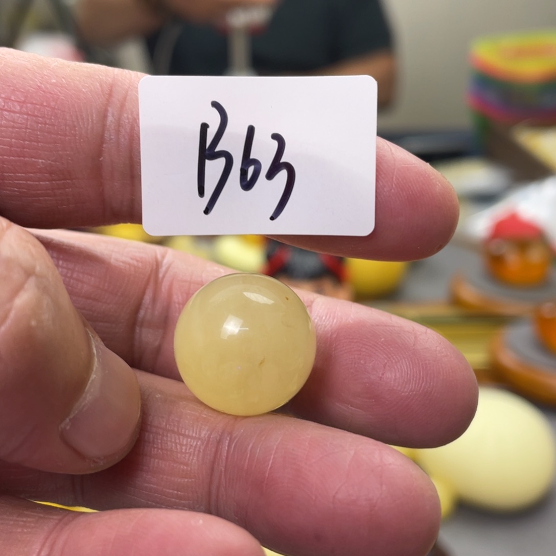 手链琥珀未镶嵌多样性发，发其中一件