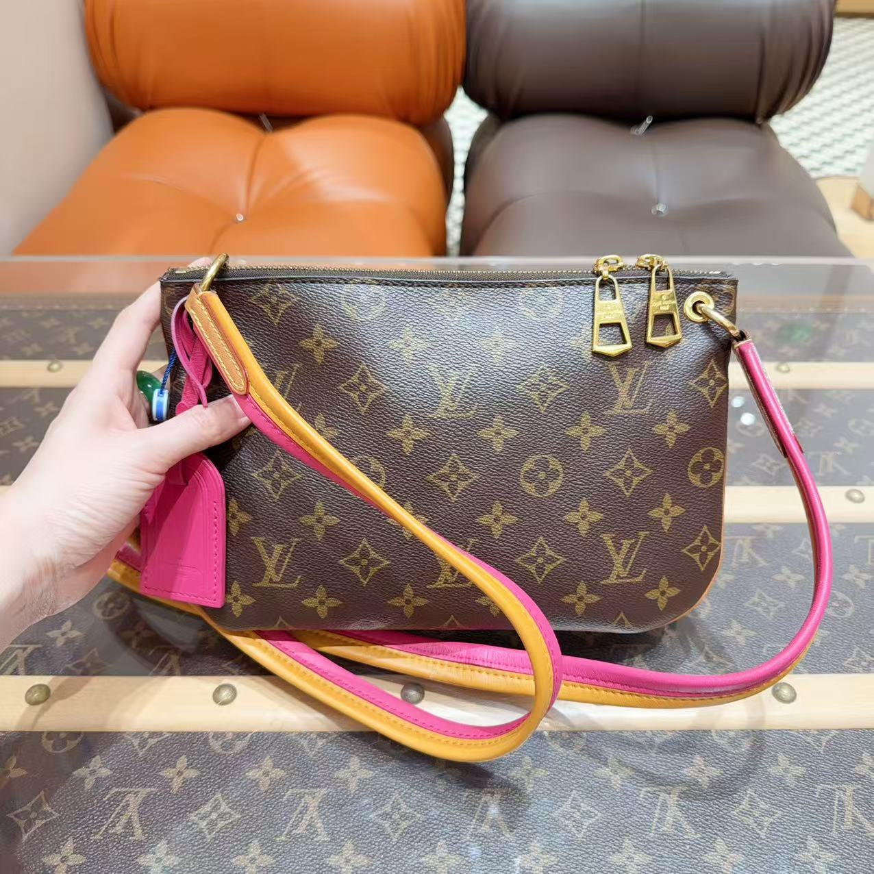 95新 LouisVuitton/路易威登 Loertta彩虹限定 老花款单肩斜挎