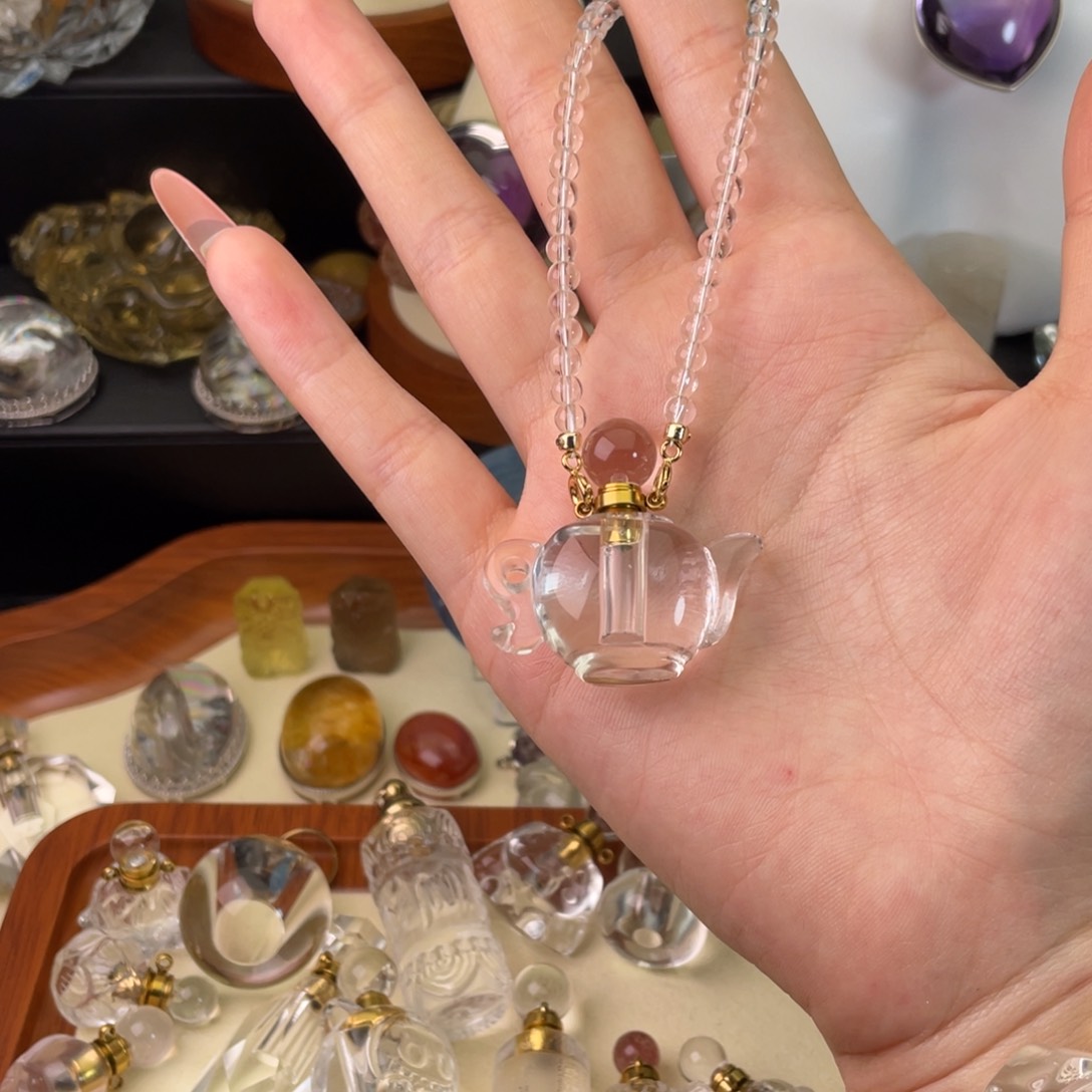 豆***沙未镶嵌颈饰水晶天然水晶吊坠403