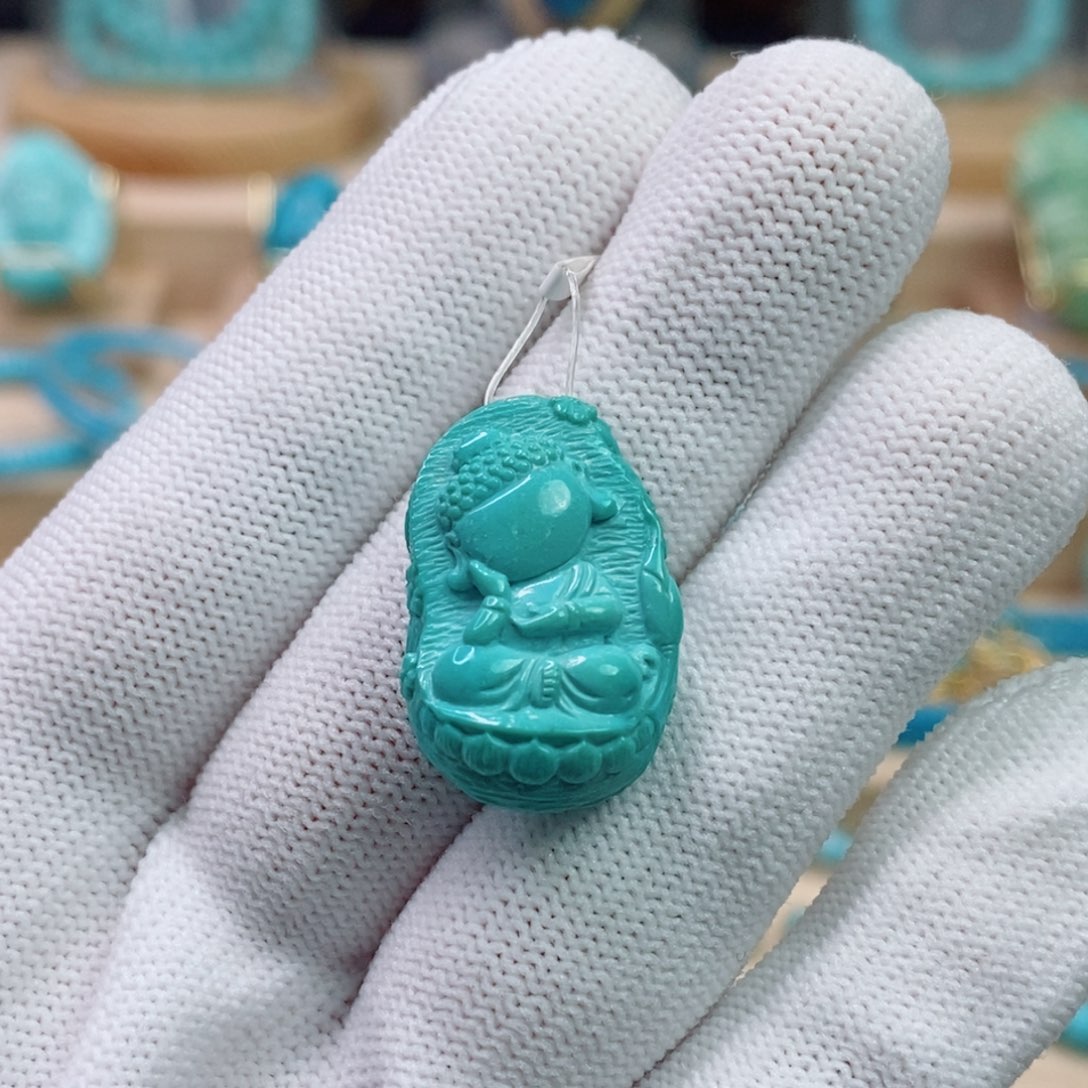 绿松石未镶嵌珠宝奇石