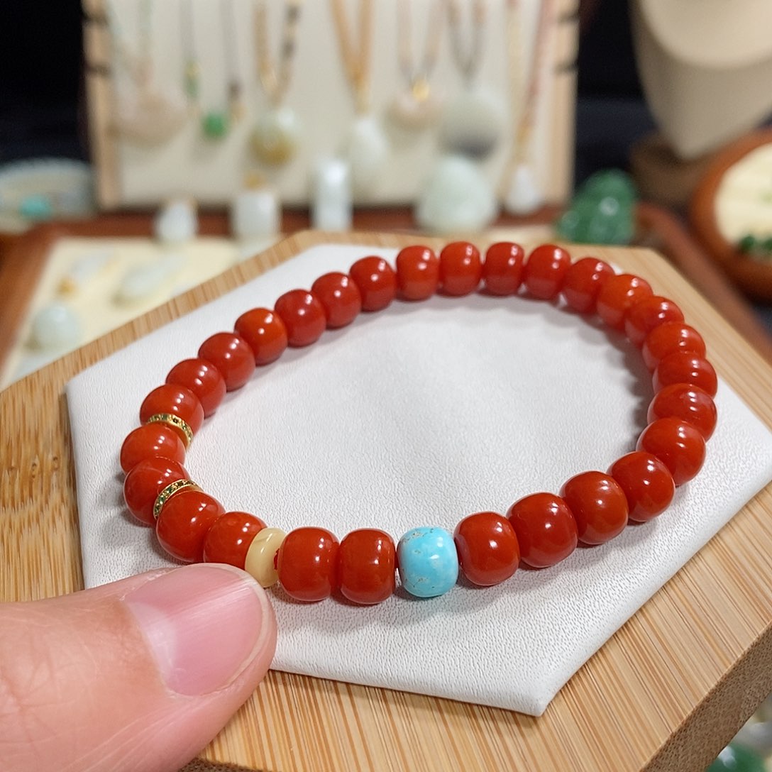 南红玛瑙手串未镶嵌