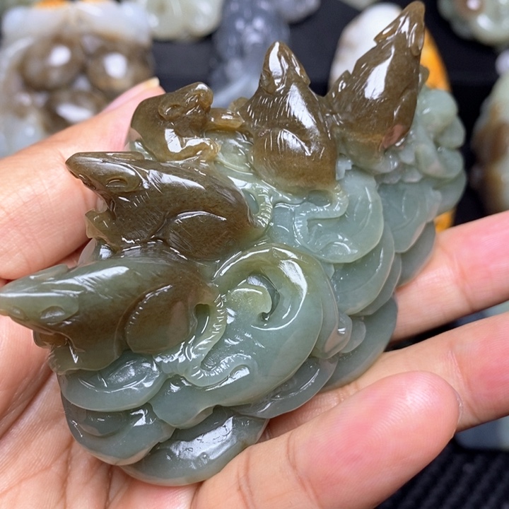 颈饰未镶嵌和田玉