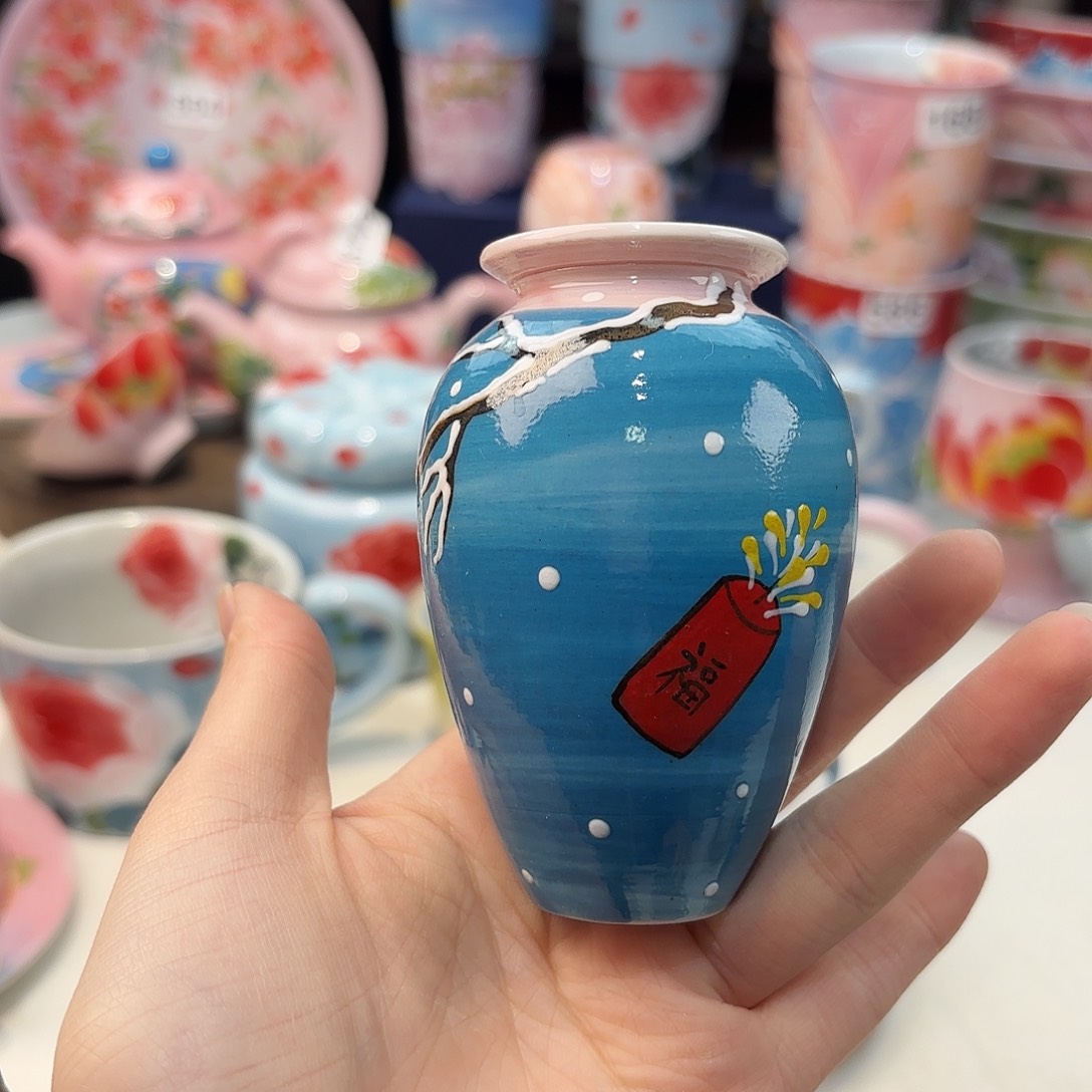 瓷片兔兔的小可爱太