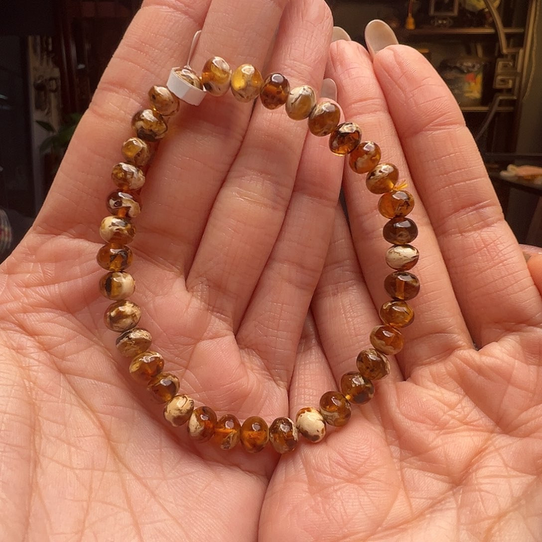 琥珀未镶嵌裸石抚顺琥珀20089-1六