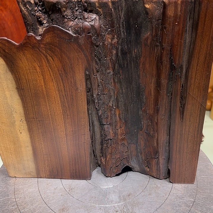 冫***紫檀木类端景台檀香