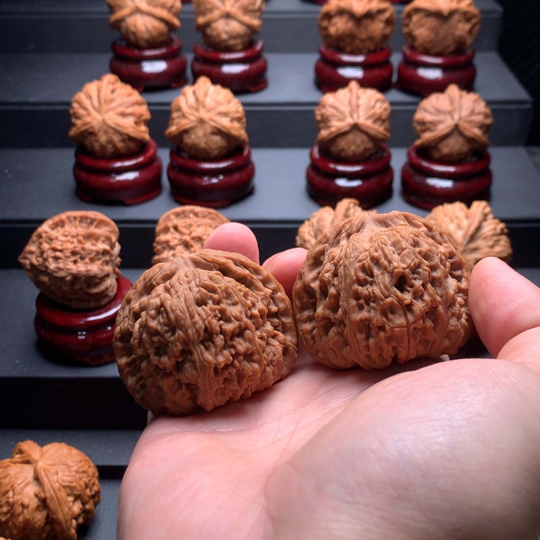 暮***晚吊坠文玩核桃南疆