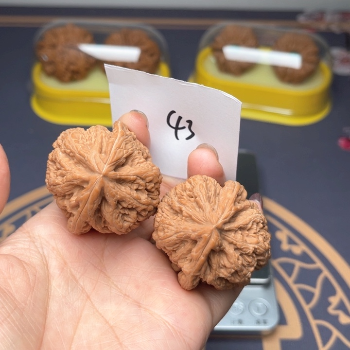 文玩核桃把件40大粗进