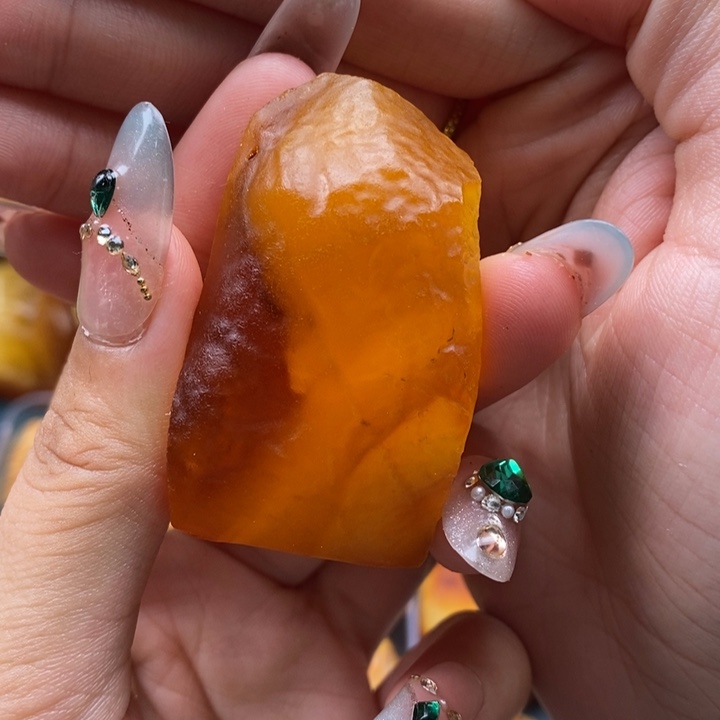 定制琥珀未镶嵌蜜蜡