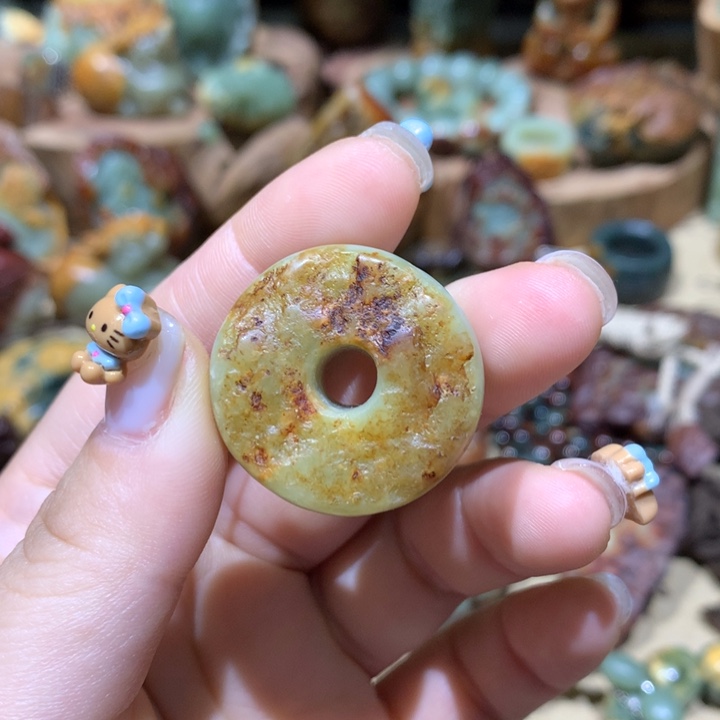 岫岩河磨玉（透闪石质玉）挂件未镶嵌