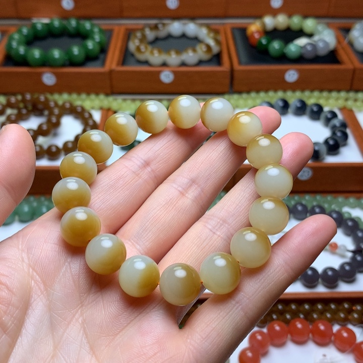 和田玉手串未镶嵌