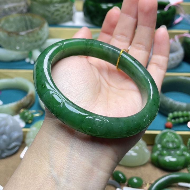 和田玉手镯62+圈口 编号88未镶嵌