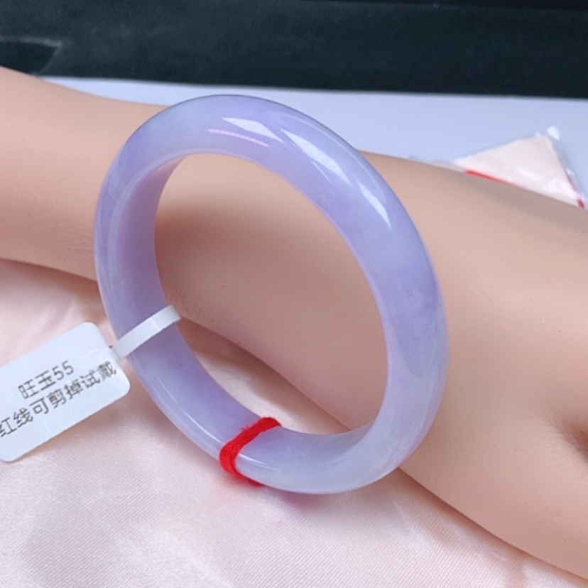 【闪购商品】翡翠手镯（贵妃镯）未镶嵌普***轩，